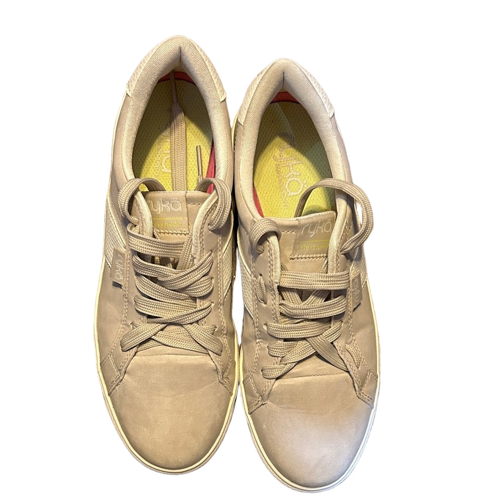 Ryka Beige faux leather Sneakers with Yellow Accents size 7M GUC
